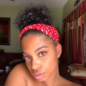 Meet your Posher, Jeanae